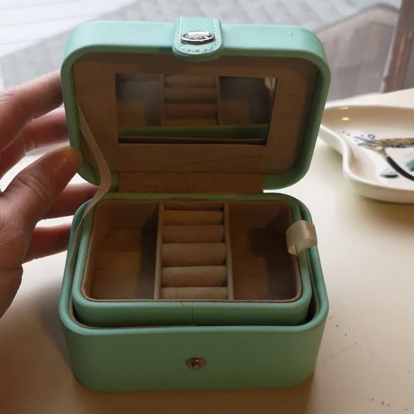 Jewellery holder/travel case - Picture 2 of 5